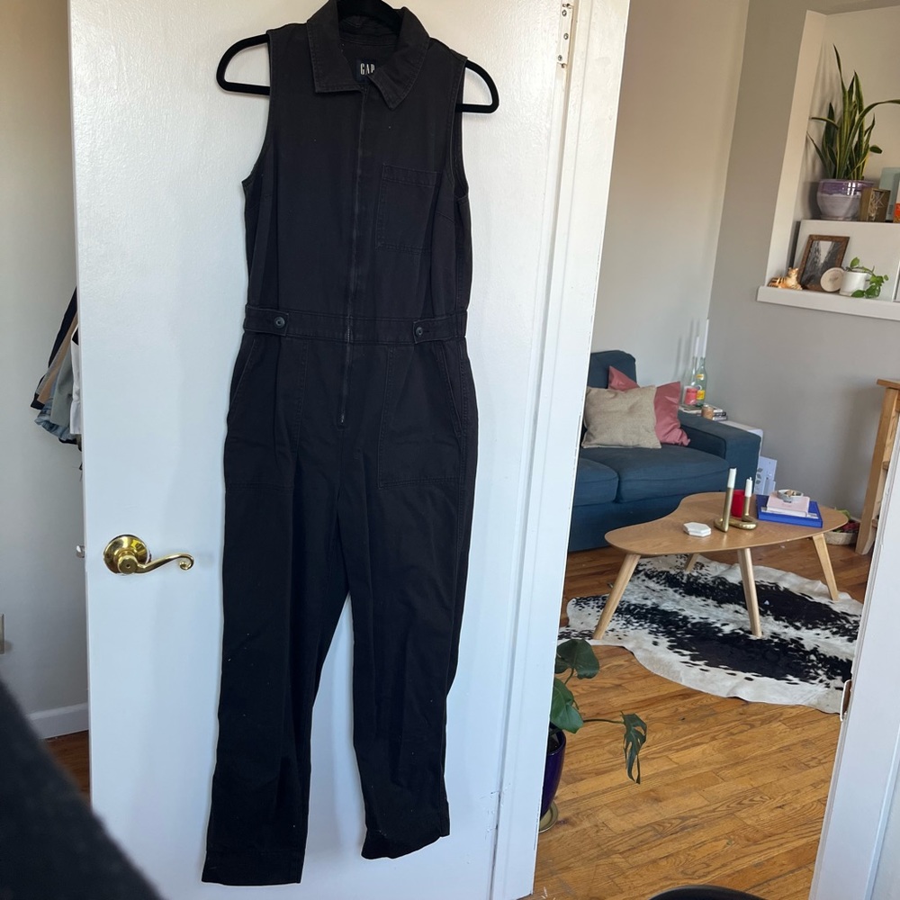 GAP wide leg sleeveless jumpsuit